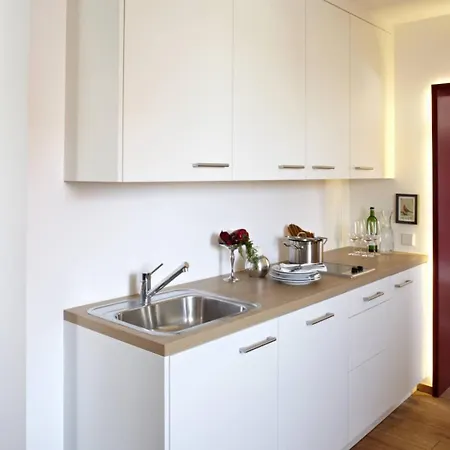 Koenigsschlaf No5 - Barrierefrei, Chic & Gemuetlich In Der Altstadt Konstanz